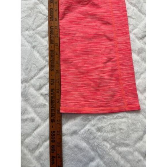 ATHLETA Energy Power Up Women's (M) Pink Capri Leggings - Split Hems - Picture 6 of 7